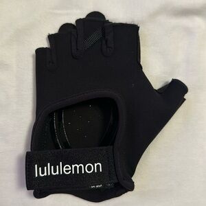 Lululemon Wunder Train Gloves